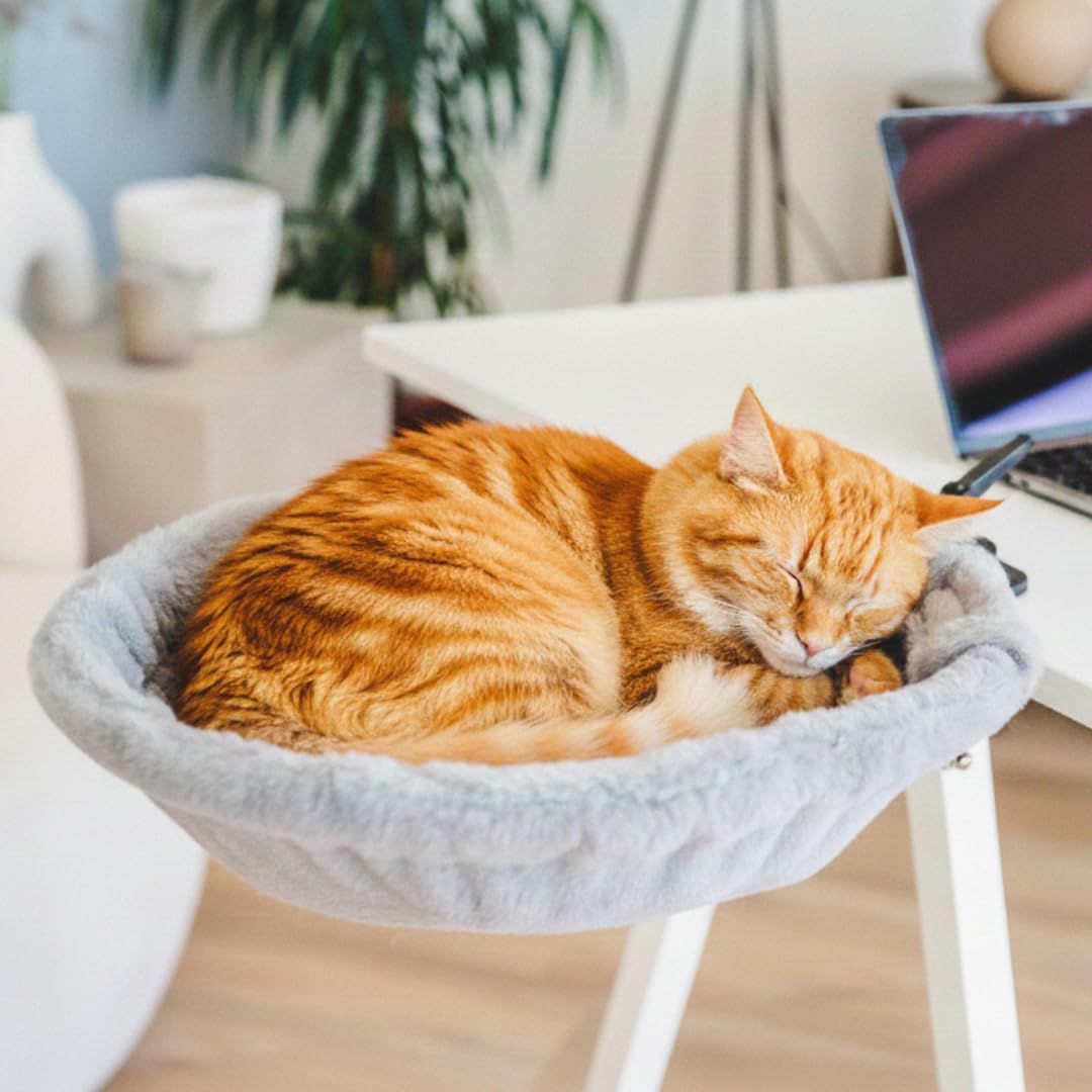 Cat Desk Bed – 180° Rotating & Adjustable Cat Hammock, 2 Washable Covers, Supports 40 lbs, Non-Slip Clamp, Soft Faux Fur, Space-Saving Design for Home Office, Remote Workers, Gamers