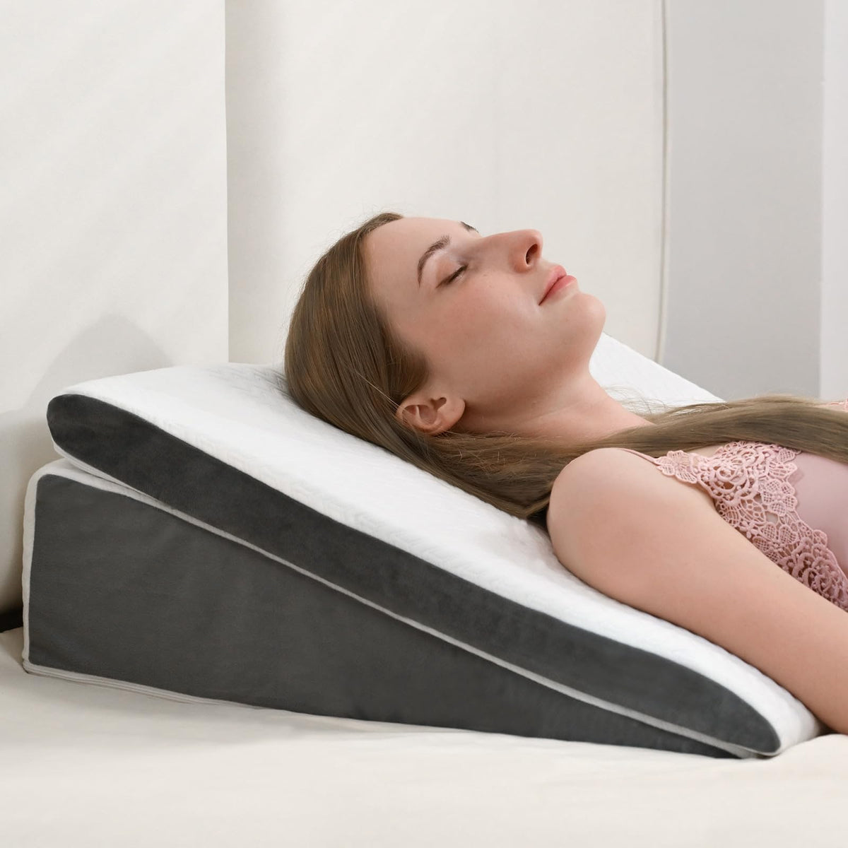 Bed Pillows & Positioners