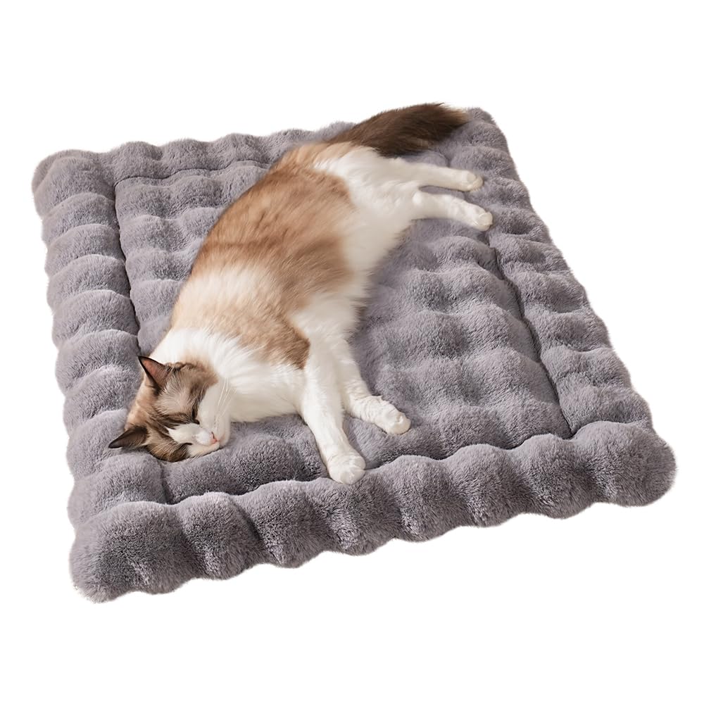 SOMAHE Cat Bed Mat, Soft Plush Faux Fur Kneading Pet Bed, Machine Washable Cat Sleeping Pad for Indoor Cats & Kittens, Non-Slip Fluffy Cat Rug for Couch Sofa Floor, 23x15 Inch Grey