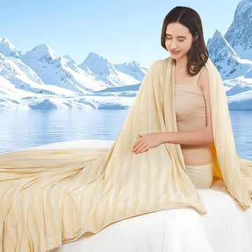 GOHERO Cooling Blanket Queen Size, 90"x90" Cooling Throw Bed Blankets for Hot Sleepers and Night Sweats, Arc-Chill Q-max>0.4 Light Weighted, Cold Breathable Summer Cool Blankets for Hot Weather