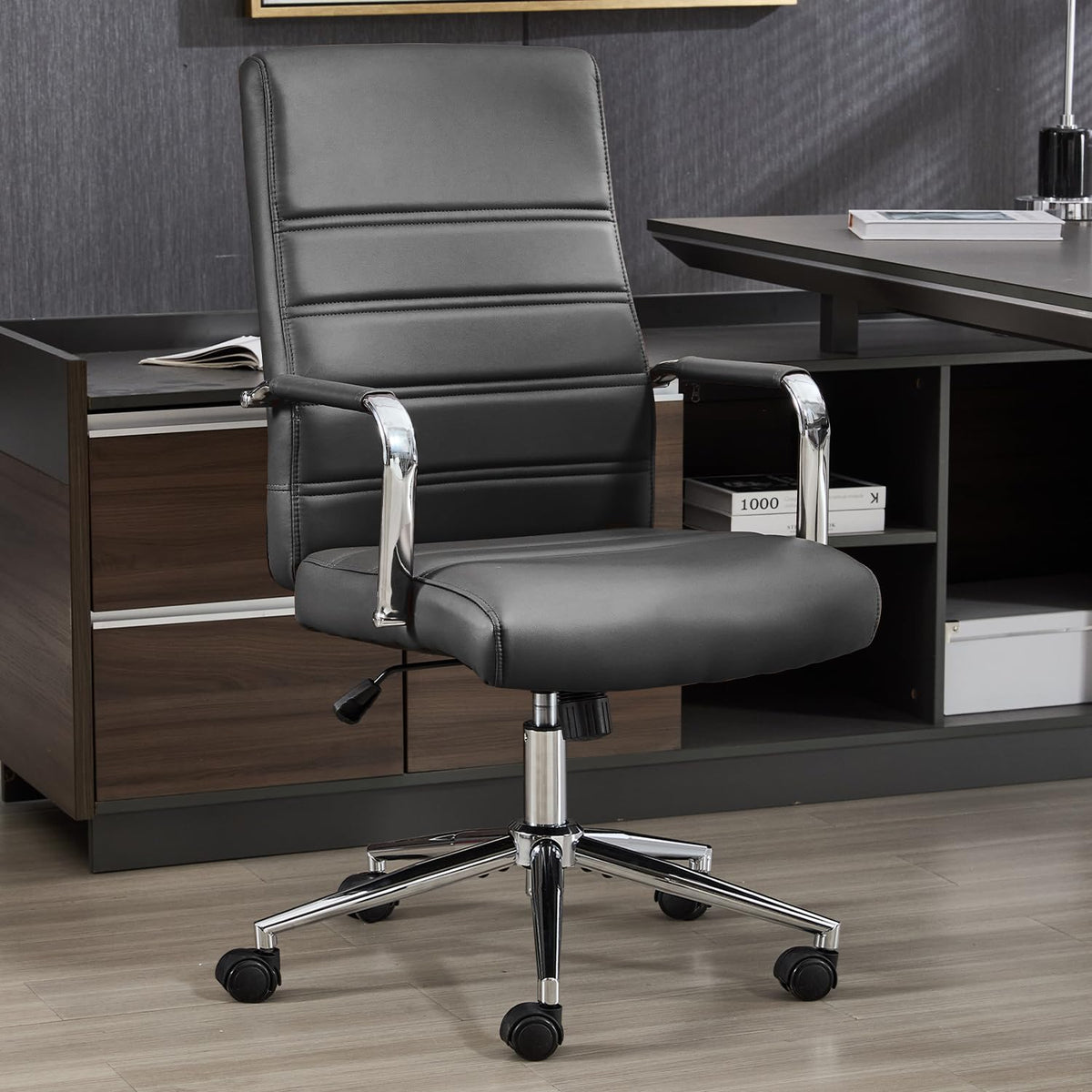 Office Desk Chair Leather, Conference Room Chairs with Wheels, Modern Executive Office Chairs Adjustable Height, Ergonomic Swivel Rolling