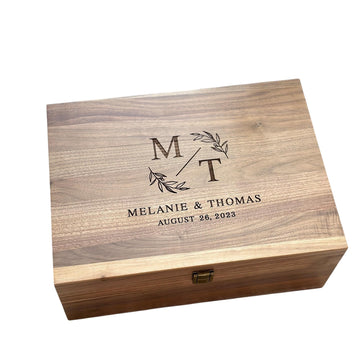 Personalized Walnut Wood Wedding Keepsake Box, Custom Engraved Memory Box for Couples, Birthday Gift, Engagement Gift, Bridal Shower Gifts Anniversary Engagement Wedding Gifts for Couples Newlyweds