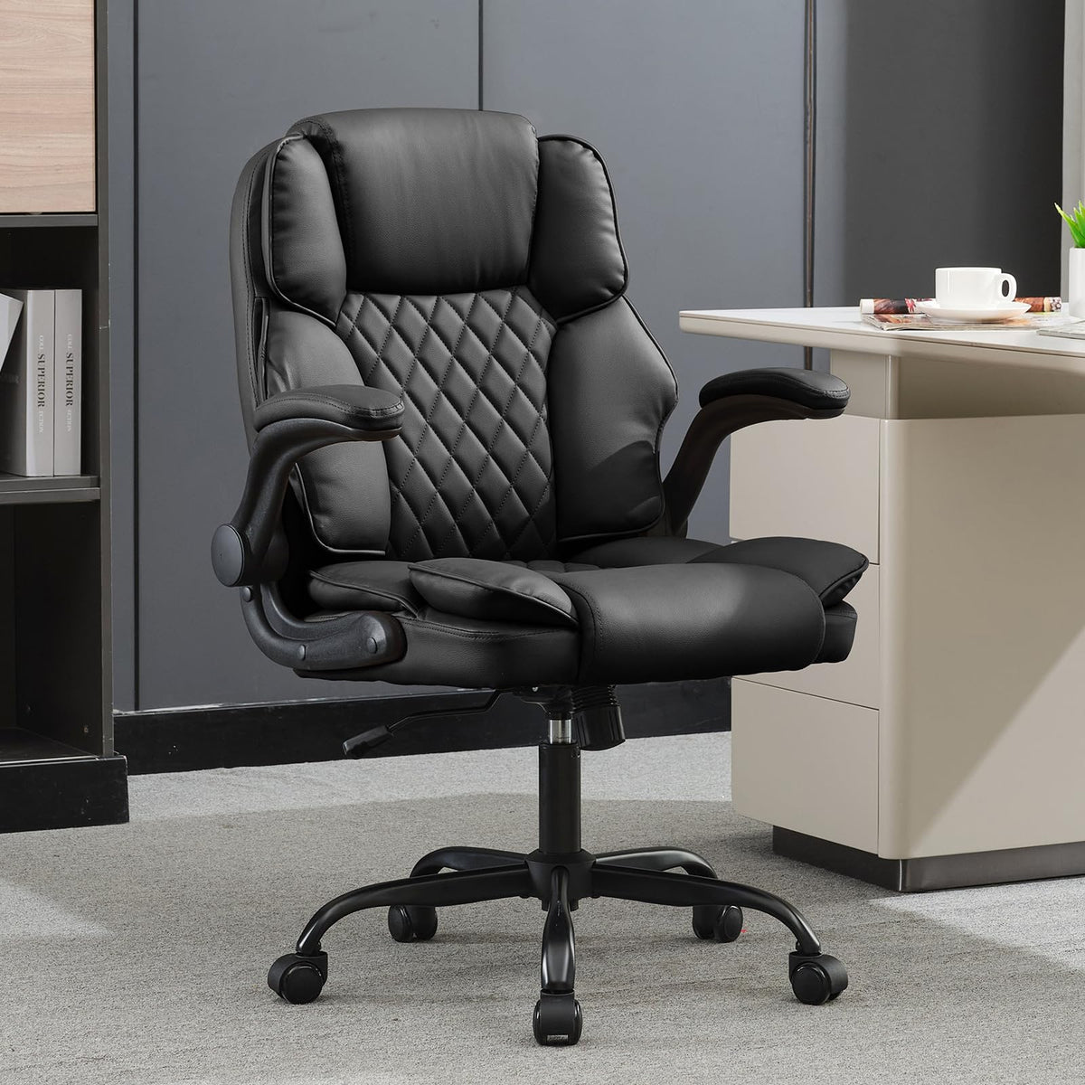 Executive Office Chair 400lbs Height Adjustable Swivel Chair with Padded Flip-up Arms, Leather Modern Conference Room Chairs, Ergonomic Desk
