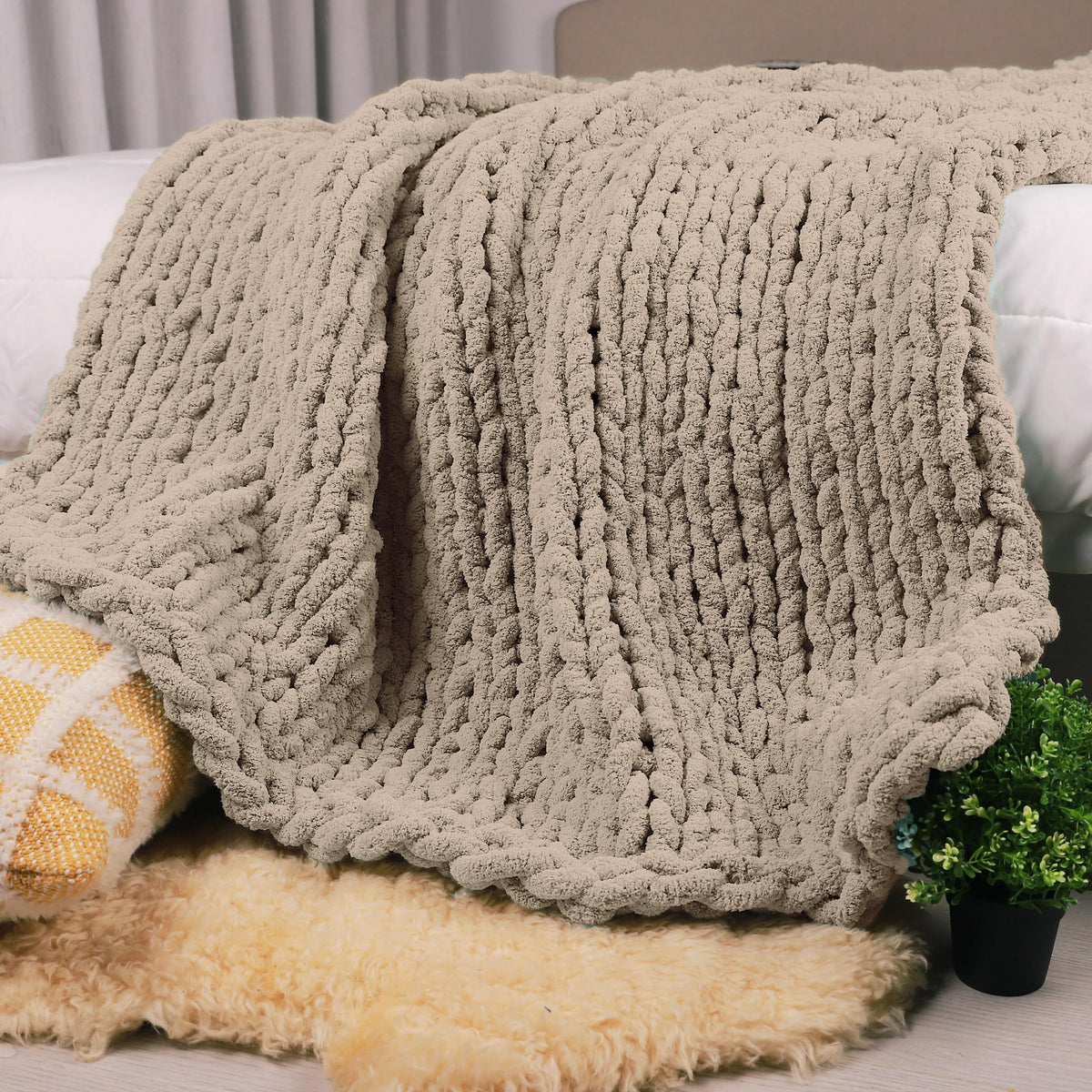 Blankets and Throw