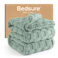 Blankets and Throw