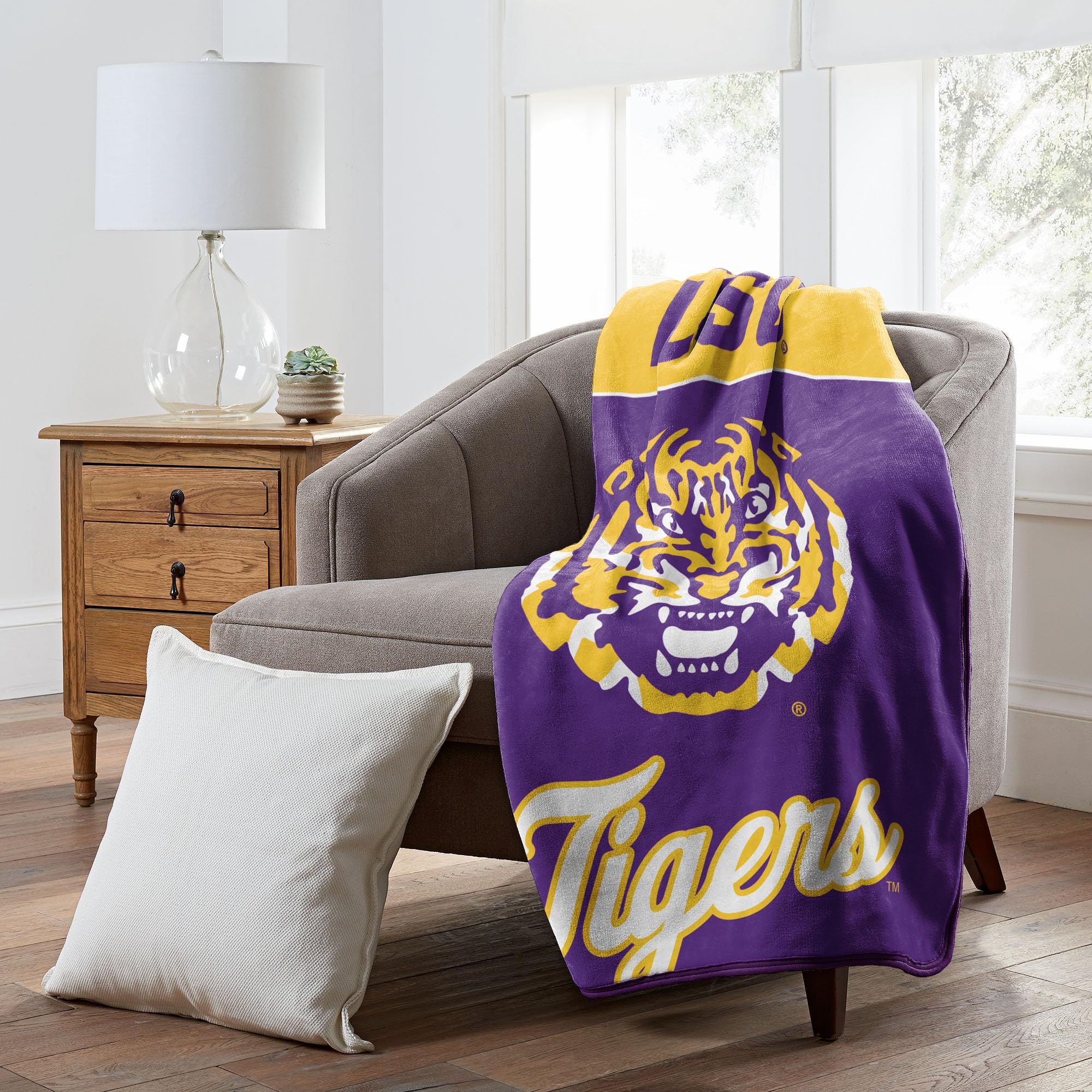 Blankets and Throw