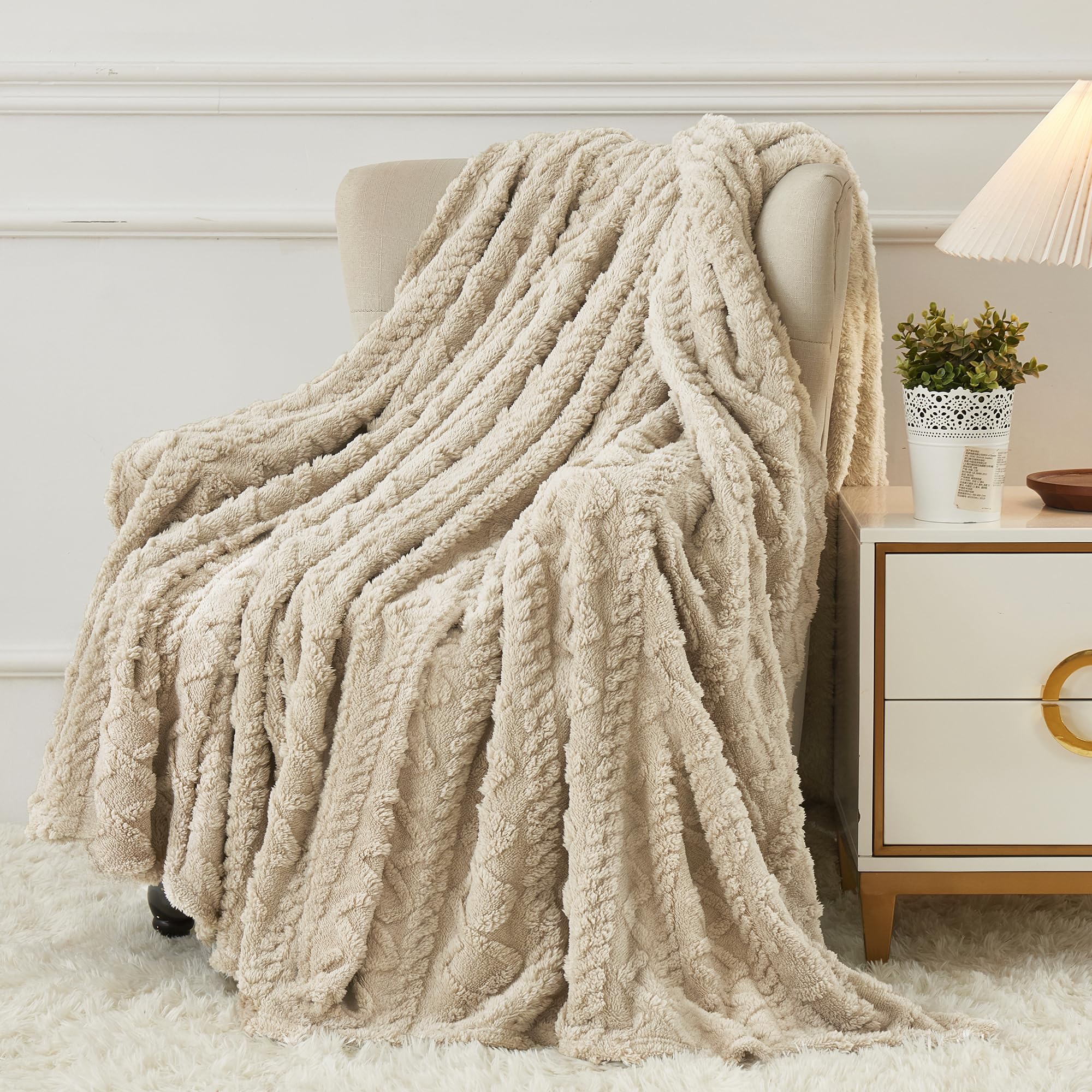 Blankets and Throw